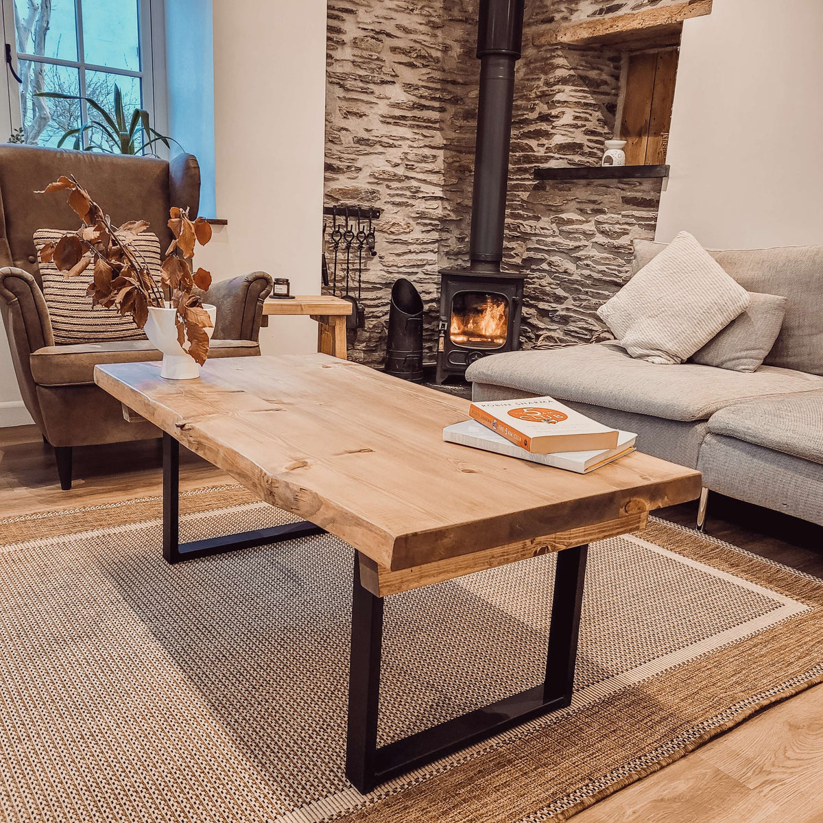 ALVA Live / Waney Edge Coffee Table With Metal Square Legs