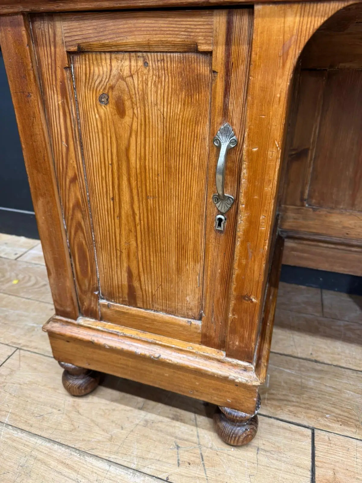 Antique Pine Pedestal Desk Dressing Table with Cupboards & Drawers