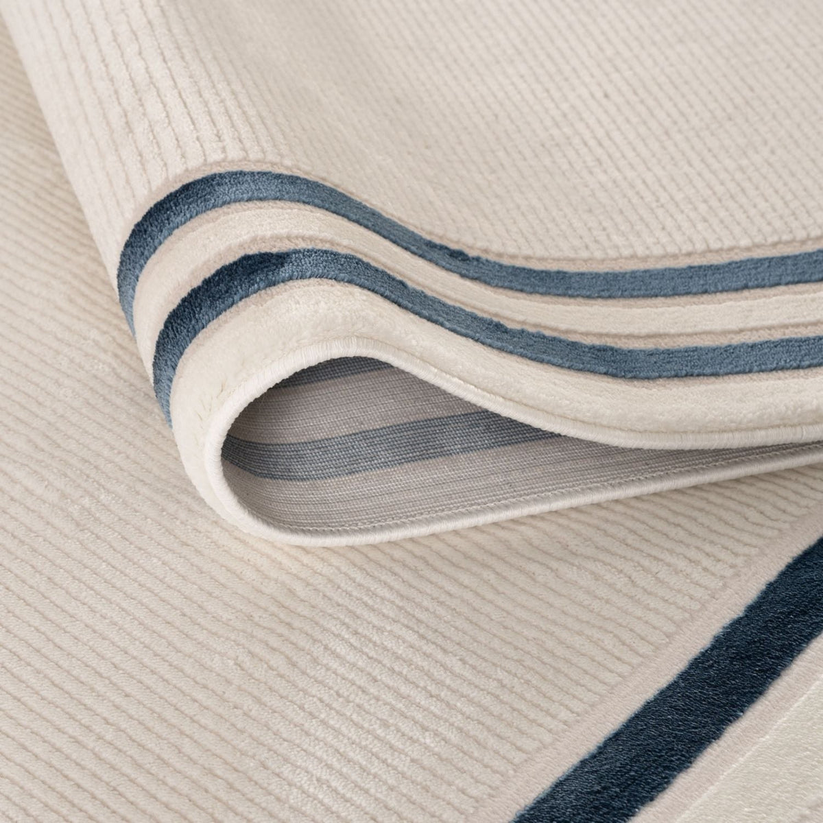 Carmel Cream-Blue Bordered Rug | 6060
