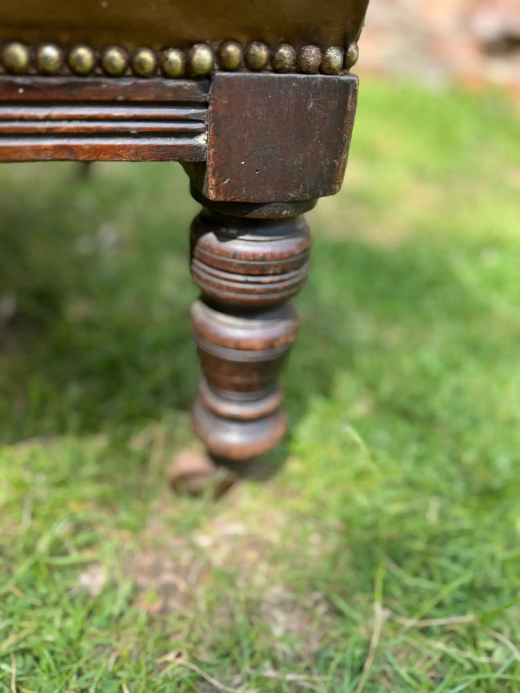 Victorian Carved Walnut & Leather Library Chair Button Back Fireside Armchair