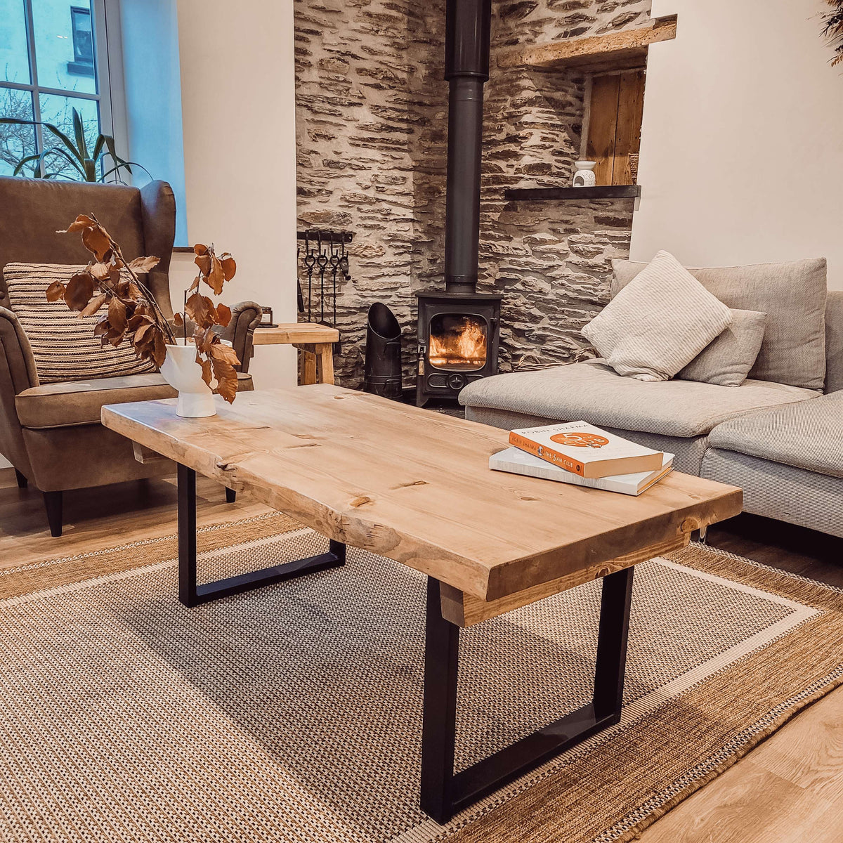 ALVA Live / Waney Edge Coffee Table With Metal Square Legs
