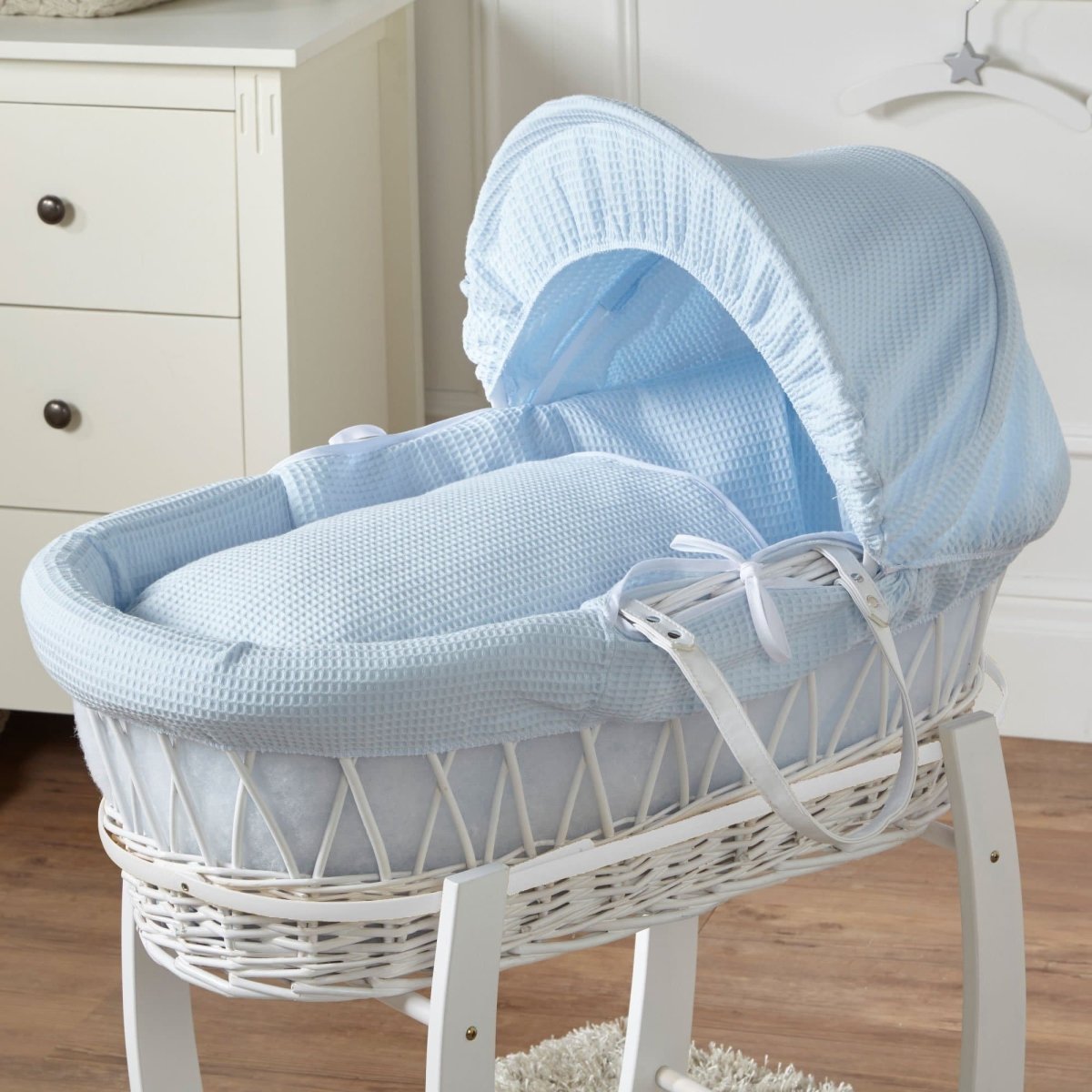 Wicker Moses Basket-No stand included.